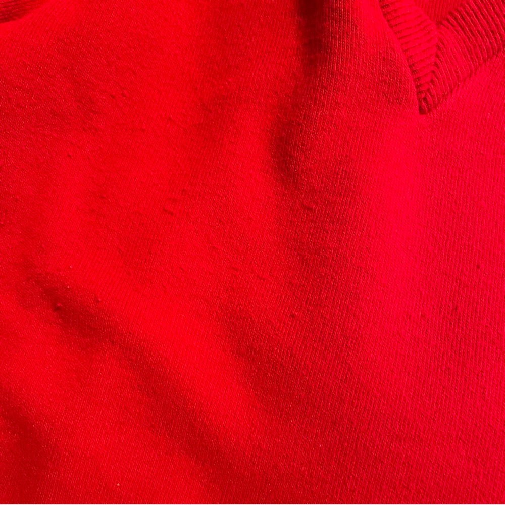 Red v neck sweater - Picture 3 of 4